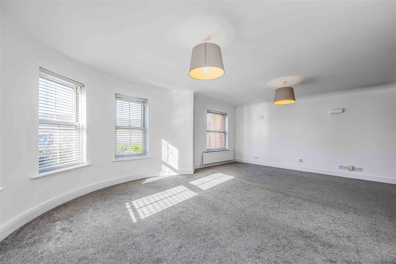 flat for sale white hart road