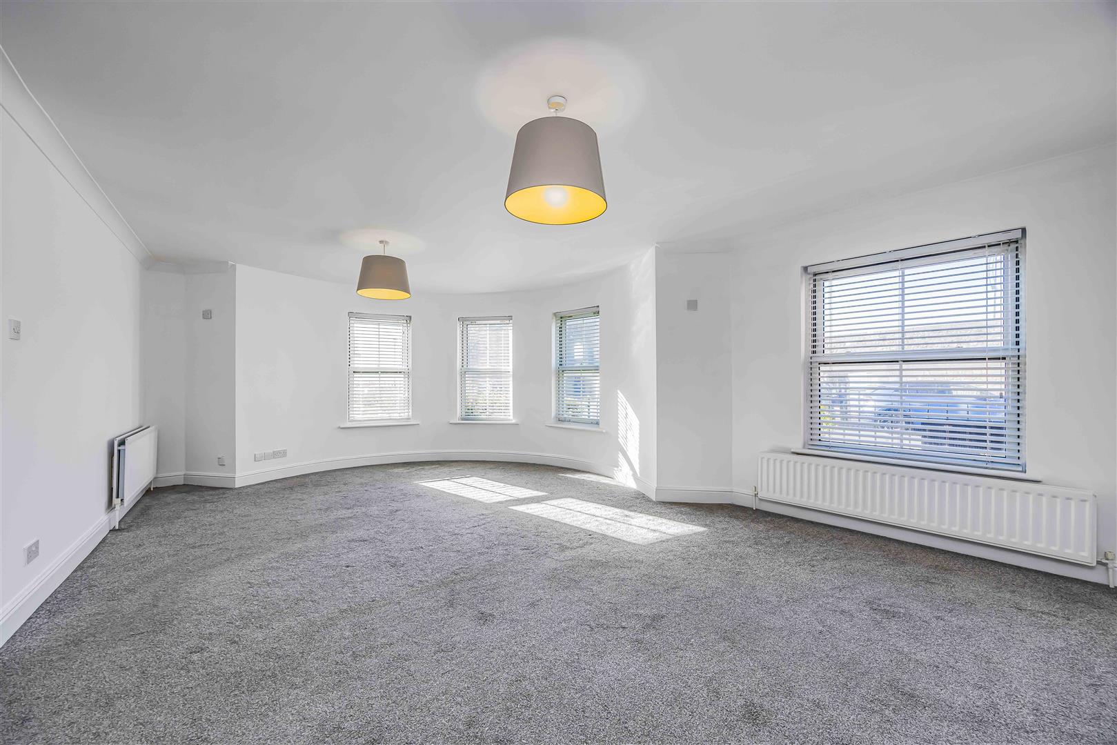 flat for sale white hart road
