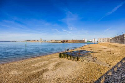 flat for sale white hart road