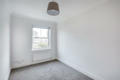 flat for sale white hart road