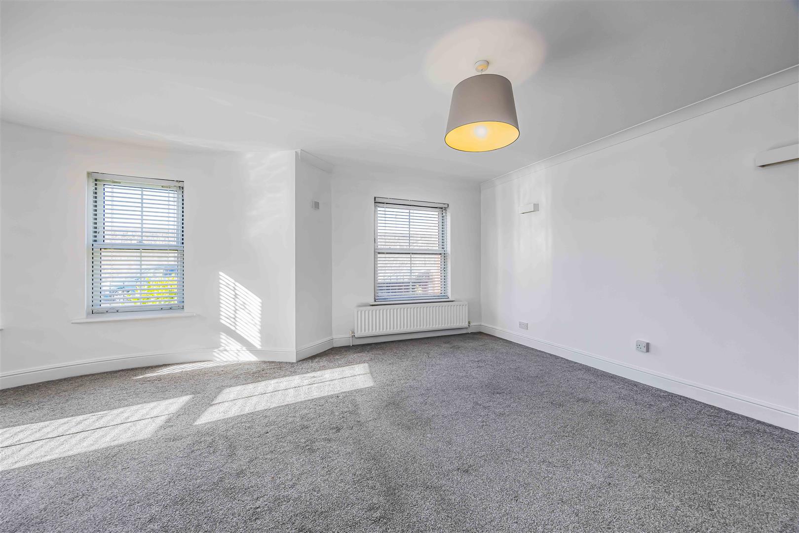 flat for sale white hart road