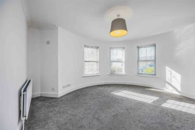 flat for sale white hart road