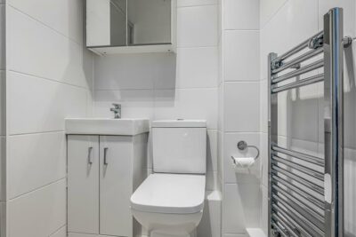 flat for sale white hart road