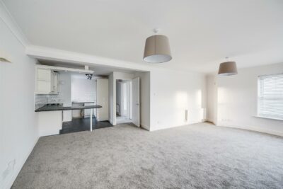 flat for sale white hart road