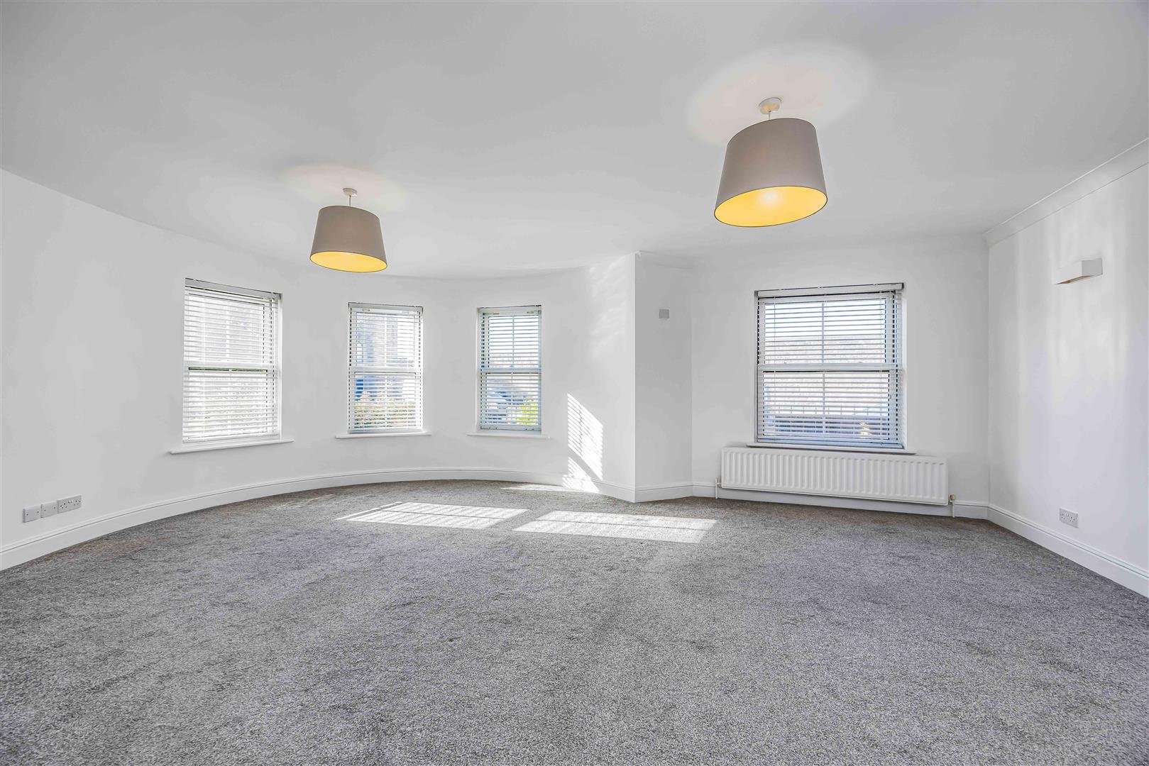 flat for sale white hart road