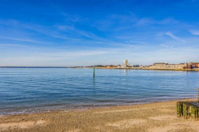 flat for sale white hart road