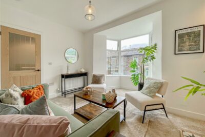 house - terraced for rent ynyswen road