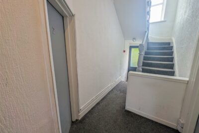 flat for sale wood road