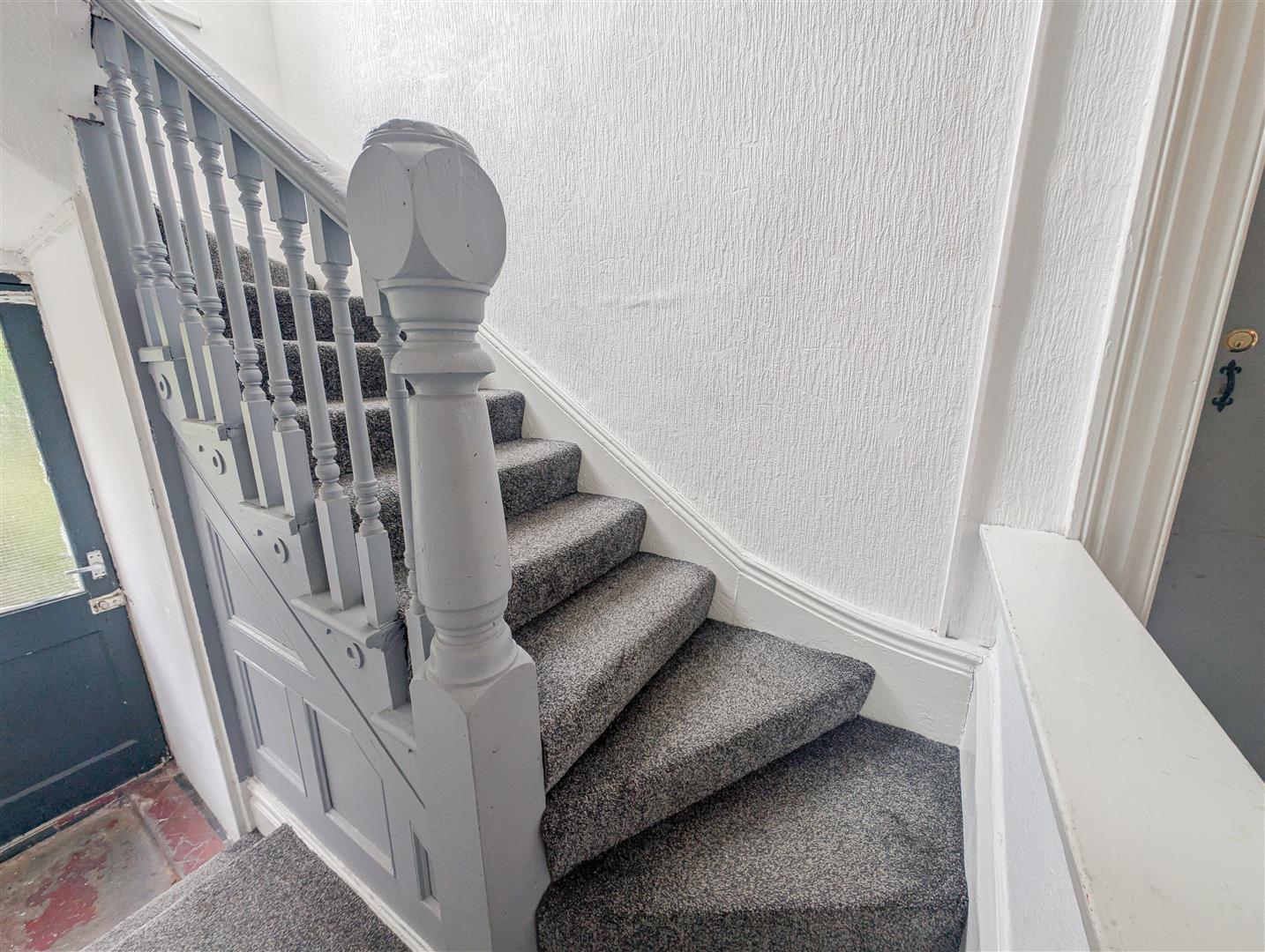 flat for sale wood road