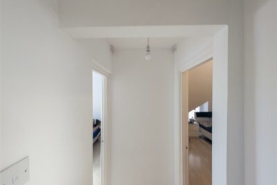 flat for sale wood road