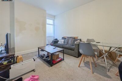house for rent queen street