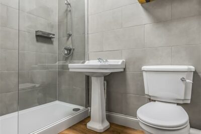 house for rent lord montgomery way
