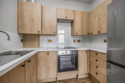 house for rent lord montgomery way