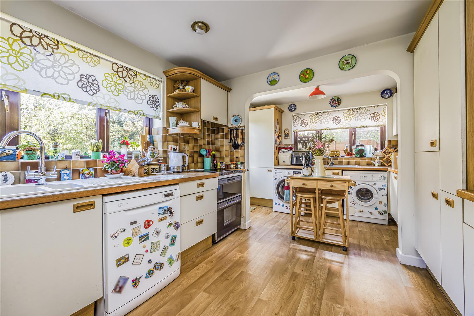house - detached for sale brent court