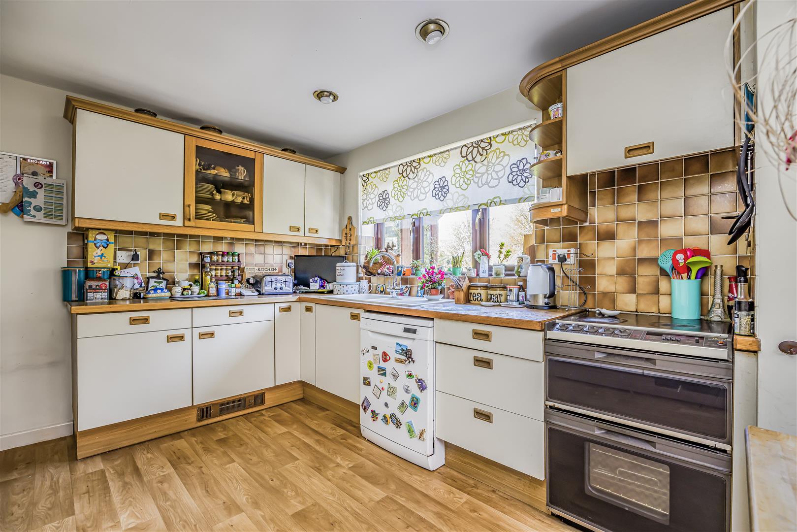 house - detached for sale brent court