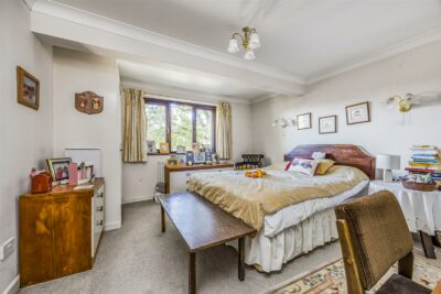house - detached for sale brent court