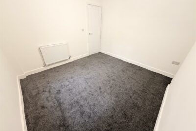 house - terraced for rent pentreguinea road