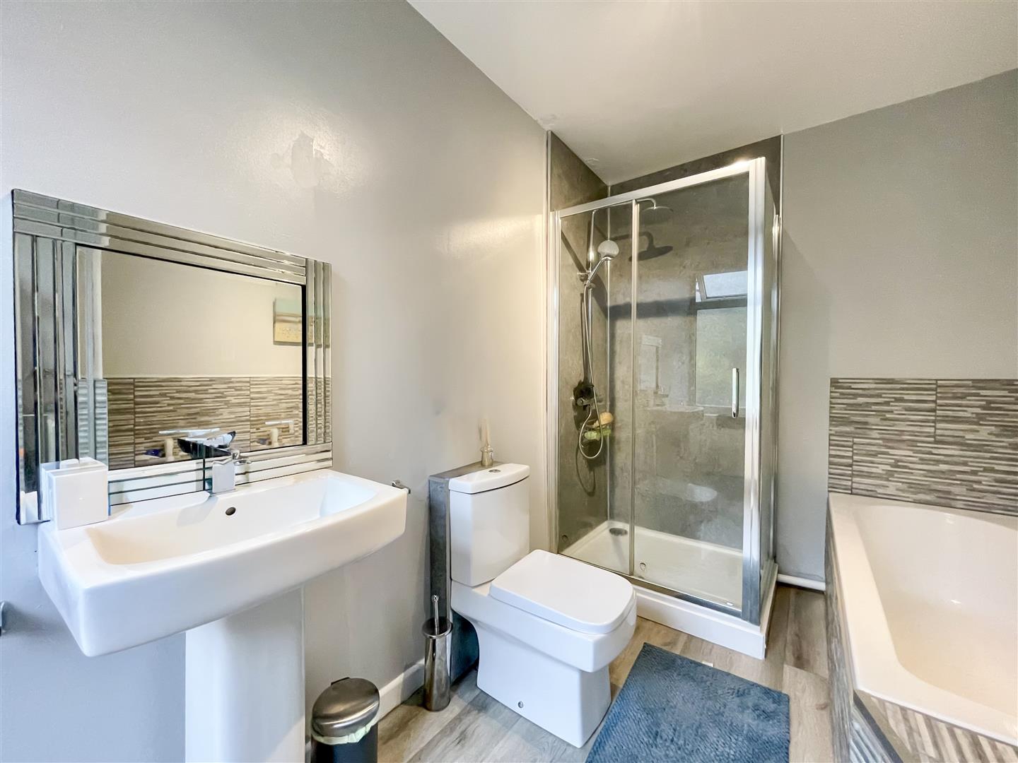 house for sale wood road