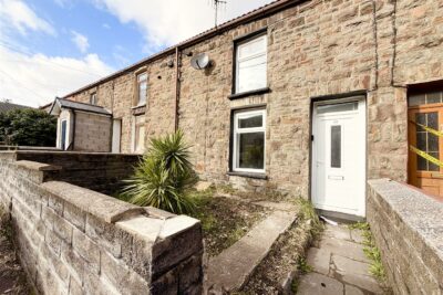house - terraced for rent park road
