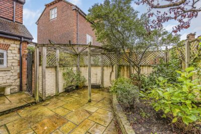 cottage for sale lamberts lane