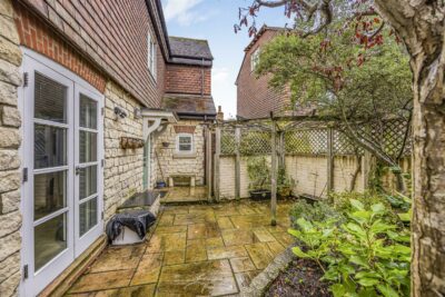 cottage for sale lamberts lane