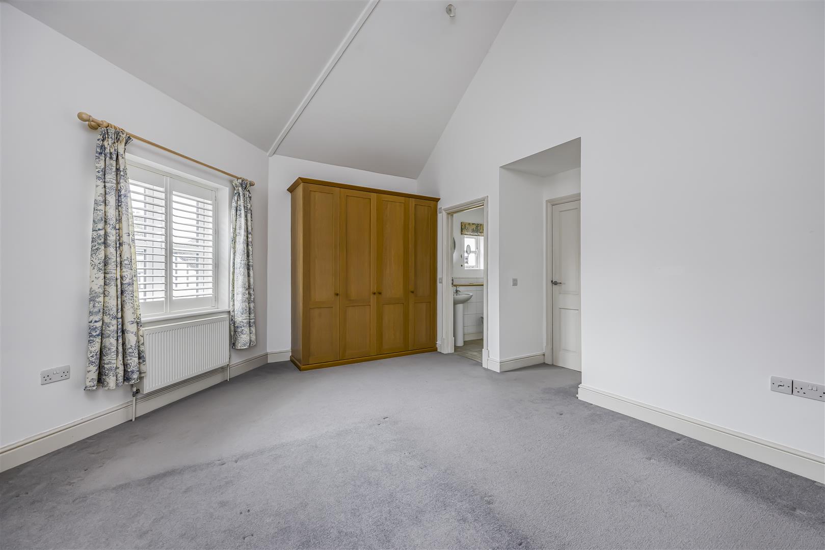 cottage for sale lamberts lane