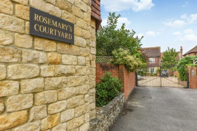 cottage for sale lamberts lane