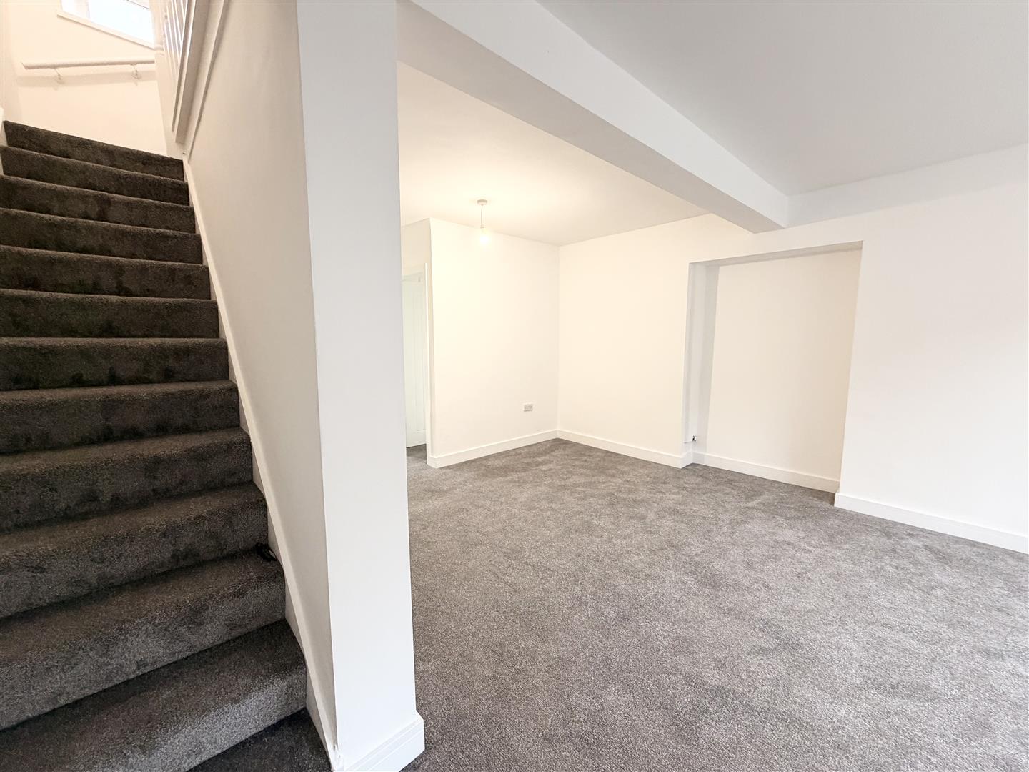 house - terraced for rent baglan street
