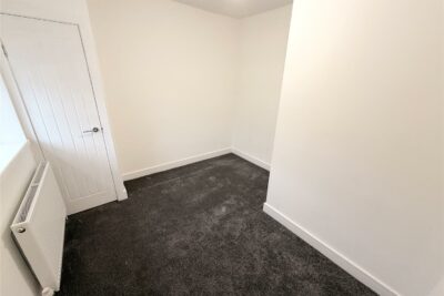 house - terraced for rent baglan street