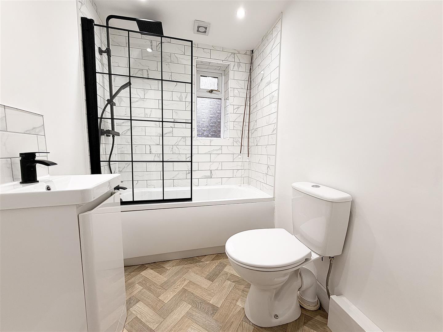 house - terraced for rent baglan street