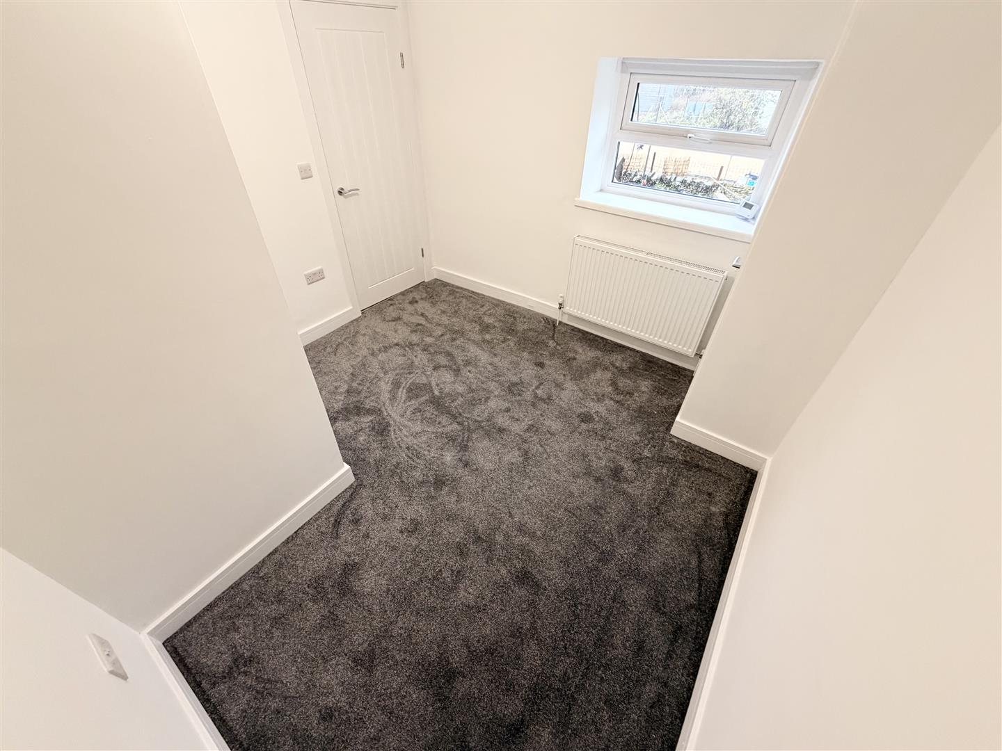 house - terraced for rent baglan street