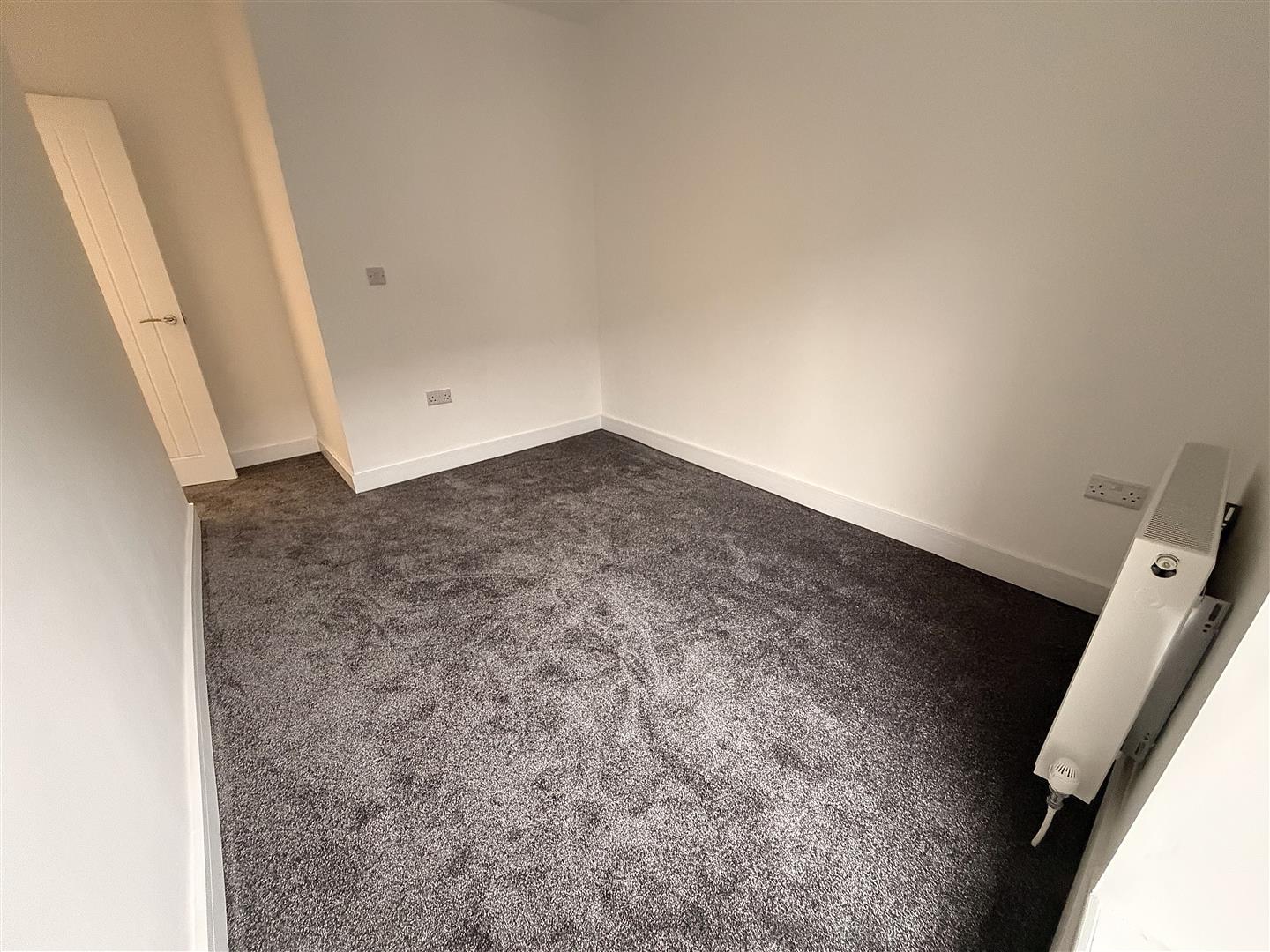 house - terraced for rent baglan street