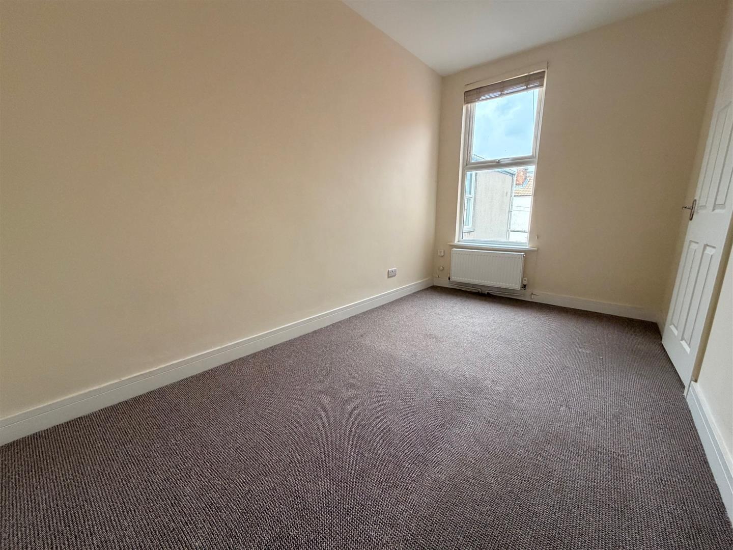 flat for sale angerstein road