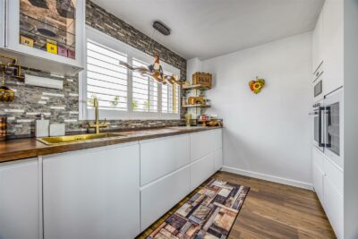 house for sale 22 bembridge drive