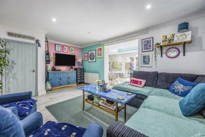 house for sale third avenue