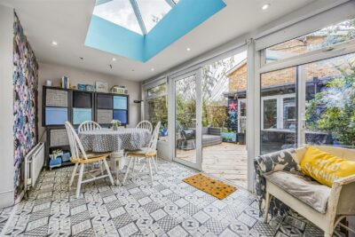 house for sale third avenue