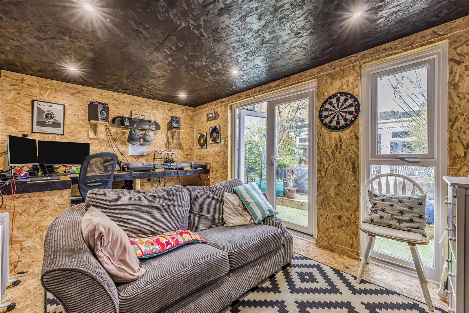 house for sale third avenue