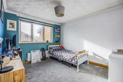 house for sale third avenue