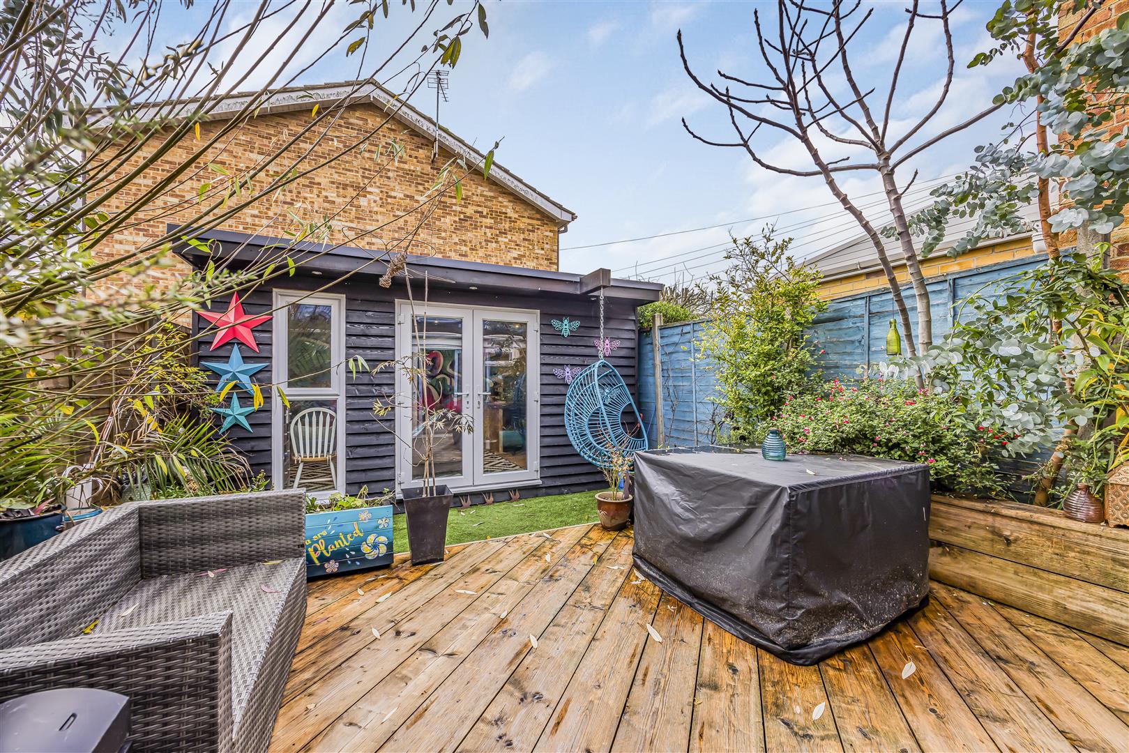 house for sale third avenue