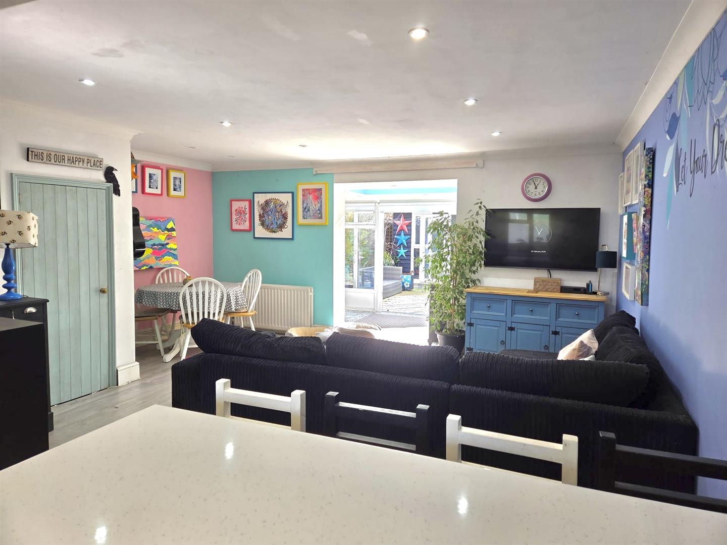 house for sale third avenue