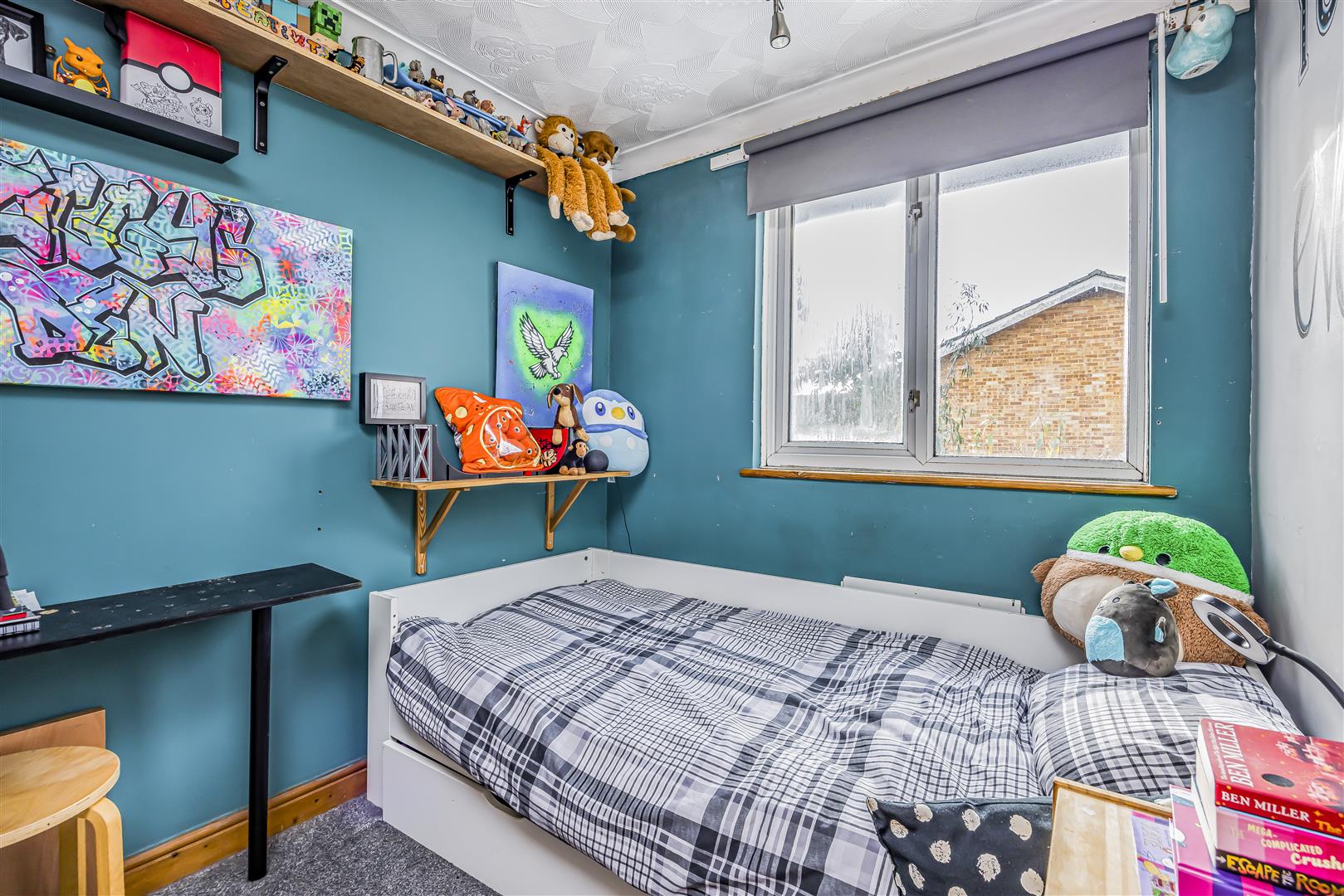 house for sale third avenue