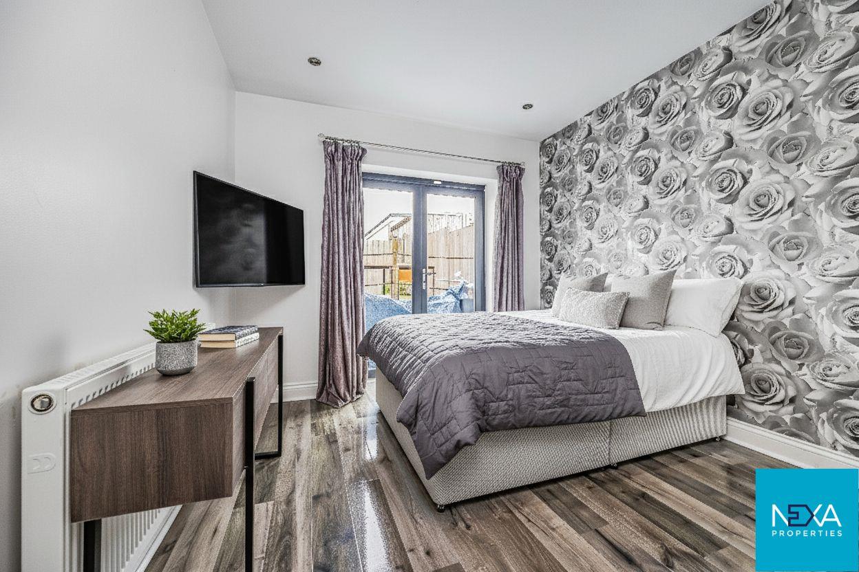 house - semi-detached for sale connaught lane