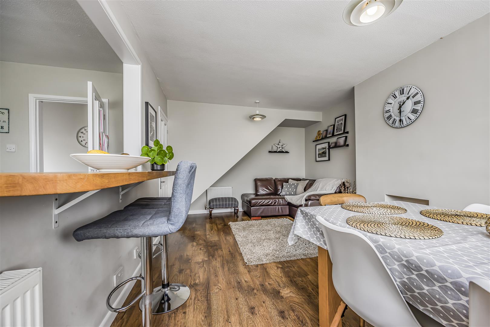 house for sale helston drive