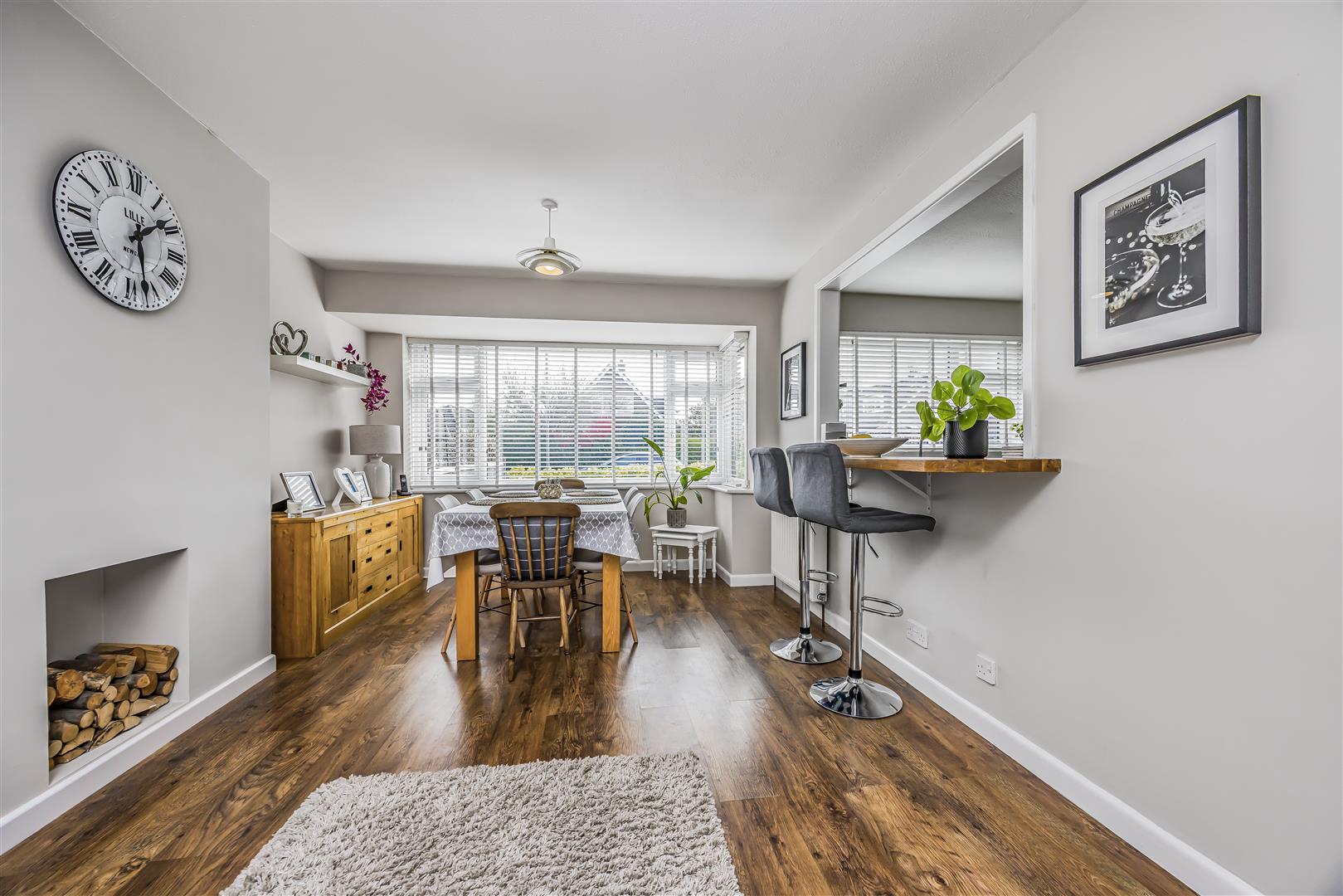 house for sale helston drive