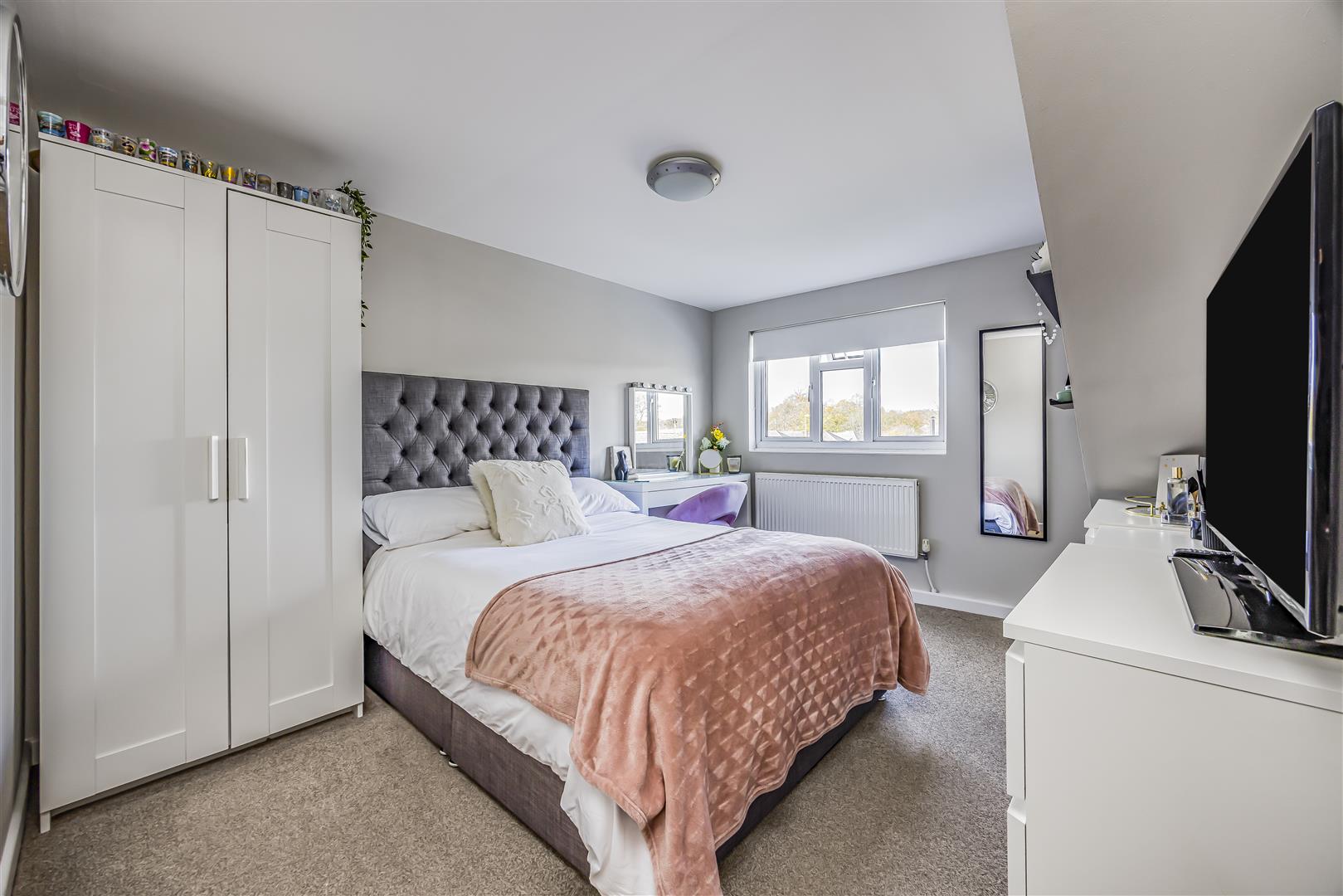 house for sale helston drive