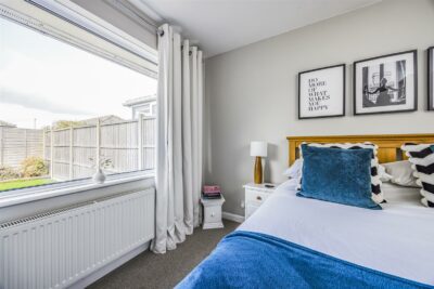 house for sale helston drive