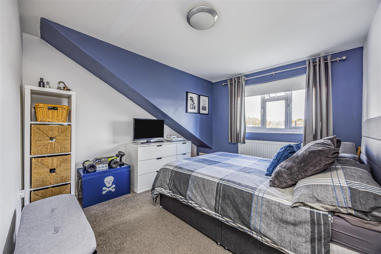 house for sale helston drive