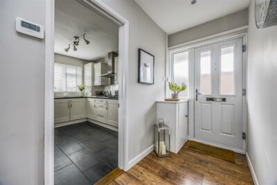 house for sale helston drive