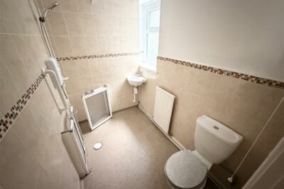 flat for rent robert street