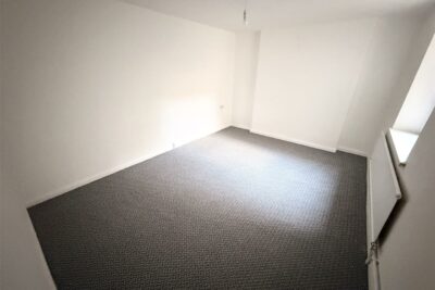 flat for rent robert street